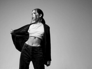 Real camshow SaraBae